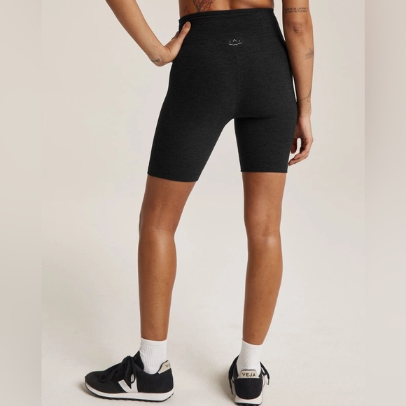 Beyond Yoga Space Dye Bike Shorts - Picture 2 of 6